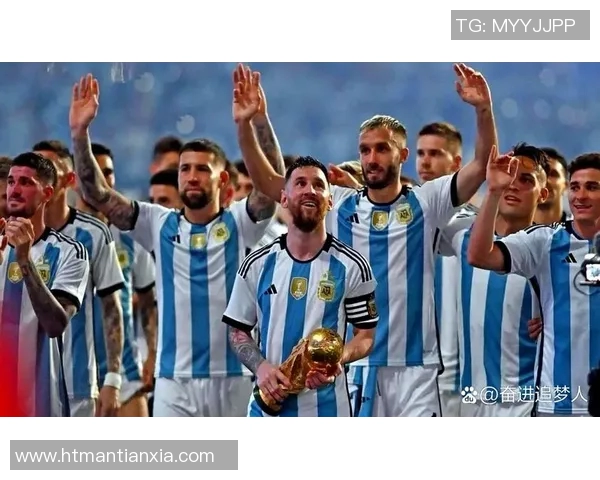 巴塞罗那官方宣布梅西续约至2026年,球迷齐声欢呼 巴塞罗那官方宣布梅西续约至2026年,球迷齐声欢呼