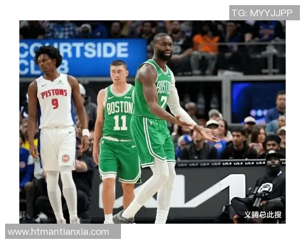 凯尔特人队客场逆转公牛队，继续领跑东部