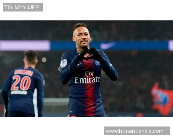 内马尔重返法甲训练，巴黎圣日耳曼球迷欢呼雀跃