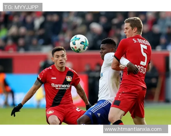 沙尔克04客场大胜勒沃库森拔得头筹关键胜利果实累累