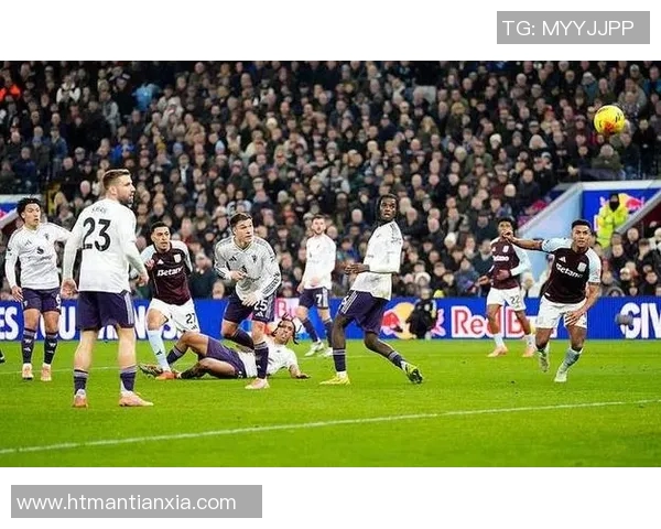 英超直播：曼联憾平热刺，C罗卢卡库连场进球，利物浦逆转阿斯顿维拉